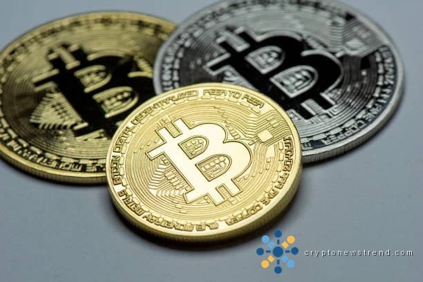 Los inversores en criptomonedas esperan confirmación: ¿Perdurará el repentino aumento de Bitcoin o resultará engañoso?