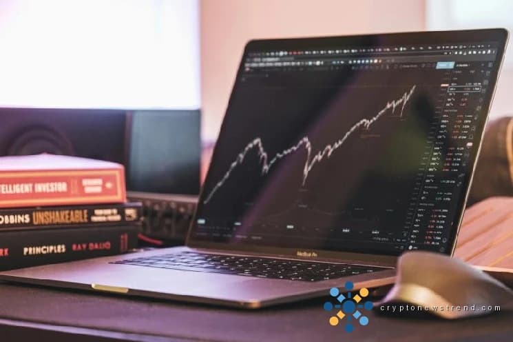 تقترب سوق الأسهم الأمريكية من تقييمات ذروة فقاعة الدوت كوم