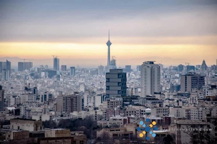 Geopolitical Tensions Ignite Commodities Rally, Fueling Demand for Havens and Innovative Digital Assets
