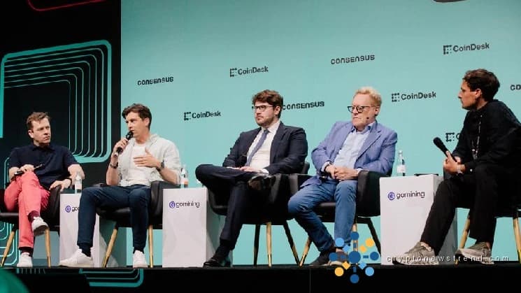 نعمة البيتكوين المتناقضة: كيف تغذي اتجاهات التمويل العكسية اتجاهًا صعوديًا محتملاً متفجرًا