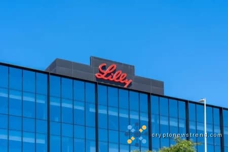 Акции Eli Lilly (LLY) упали после одобрения FDA перорального препарата для похудения Foundayo