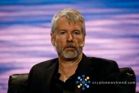 Michael Saylor deutet an, mehr Bitcoin zu kaufen, da BTC auf 71.500 US-Dollar fällt