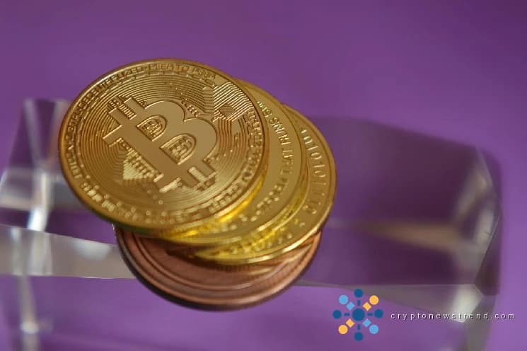 随着地缘政治担忧消退，投资者发送的比特币飙升至 72,000 美元以上，但通胀数据隐现，成为潜在的嗡嗡声