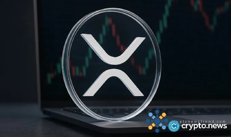 Бычьи надежды на XRP висят в равновесии, поскольку графическая модель сходится с индикатором угасающего импульса.