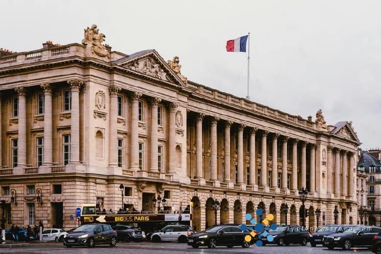 El ministro de Finanzas de Francia pide más monedas estables en euros como señal de un cambio de política gubernamental