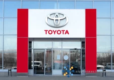Toyota (TM) Stock Plunges 3% on Weak Profit Forecast Amid Tariff and Geopolitical Risks