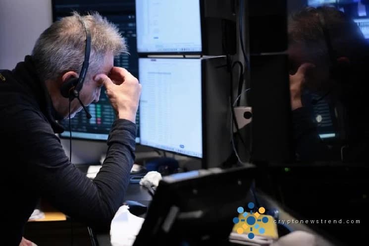 Market enthusiasm for Bitcoin wanes, unrelated to Saylor's influence, as trading momentum falters.