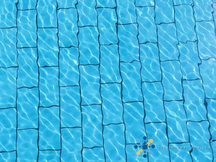يراهن متداولو البيتكوين على الاتجاه الهبوطي، مما يدفع السعر إلى 52 ألف دولار