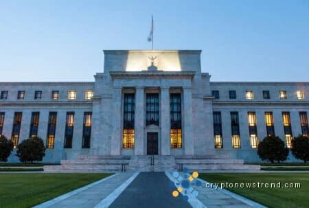 Bitcoin میں 3% کی کمی واقع ہوئی ہے کیونکہ Fed نے افراط زر کے حوالے سے سخت رویہ اختیار کیا ہے۔