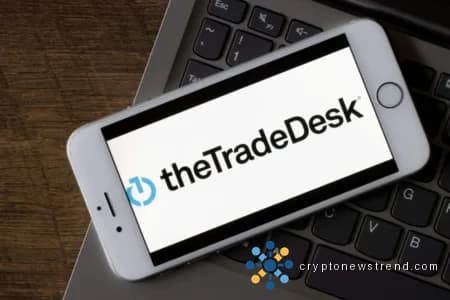 Акции Trade Desk (TTD) упали до 52-недельного минимума на фоне оттока высшего руководства