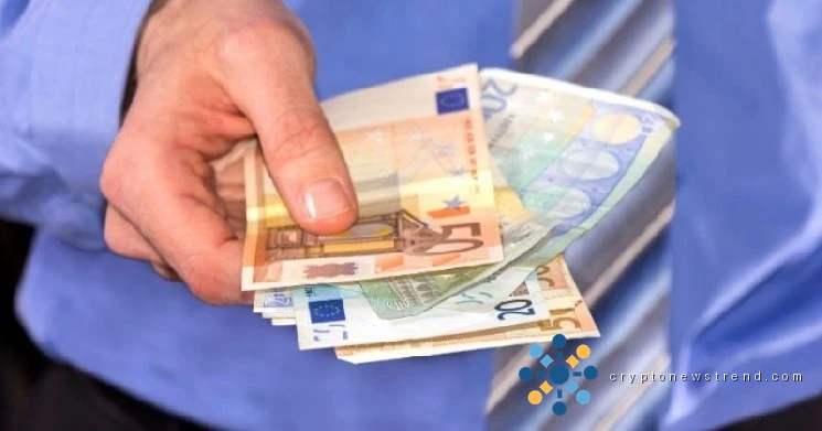 European Union imposes €10,000 cash limit starting July 2027, paving way for digital euro