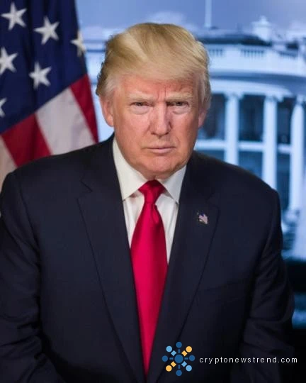 Bitcoin slips below $71,000 as Trump orders blockade of Strait of Hormuz