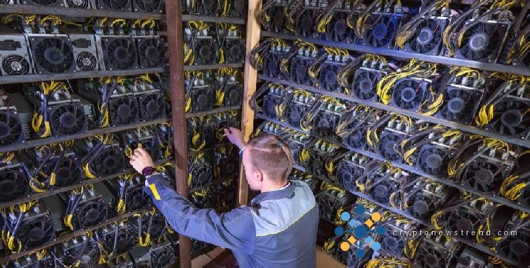 CleanSpark stock slides 9% as quarterly earnings miss estimates on bitcoin holdings loss