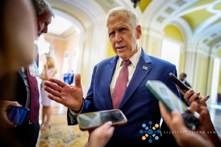 U.S. senator holding cards on Clarity Act's next move says it's ready to get to hearing