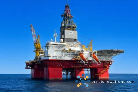 Crude Oil Surges to Three-Week Peak Amid Failed US-Iran Negotiations