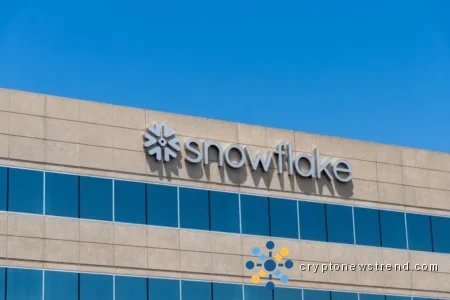 Investors Flock to Cloud Computing Firm as Surprise Profit Report Combines with Landmark Deal with E-Commerce Giant