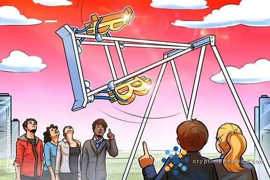 Bitcoin Dips Under $70K as Market Enters New ‘Distribution’ Phase