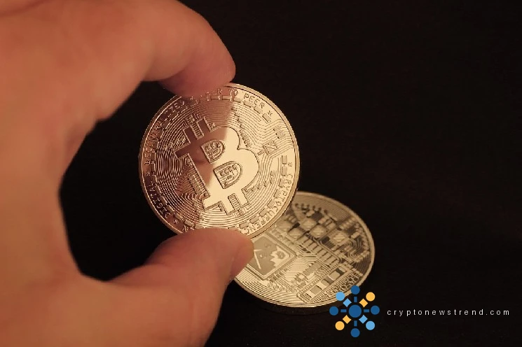 Here’s Why The Bitcoin Price Is Crashing And What To Expect Next